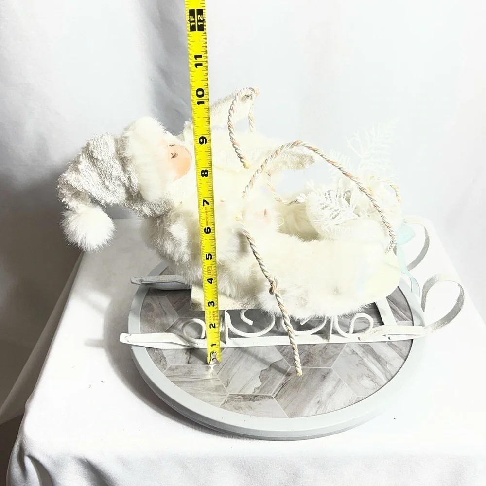 Heritage Signature Collection Winter Baby Figurine Sleigh Box COA